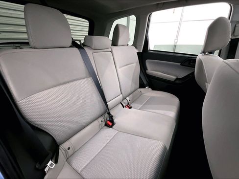 Used 2017 Subaru Forester 2.5i Premium w/ All-Weather Package image 26