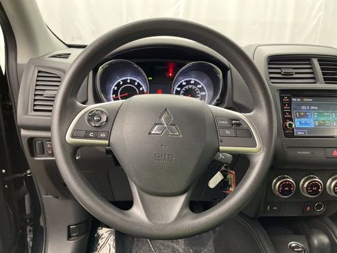Used 2024 Mitsubishi Outlander Sport ES image 6