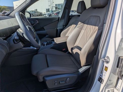 Certified 2025 BMW X3 xDrive30i w/ Premium Package image 14