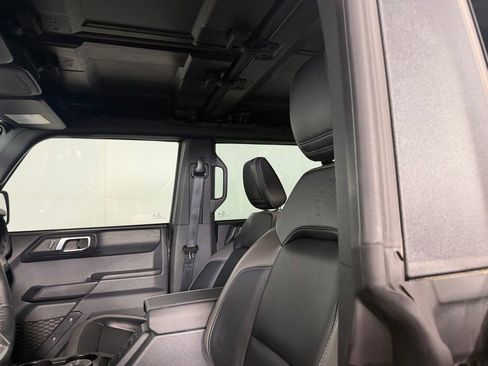 Used 2025 Ford Bronco Outer Banks AWD/4WD image 22