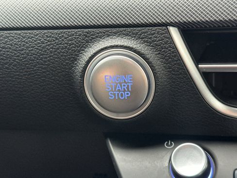 Certified 2025 Hyundai Sonata SE image 23