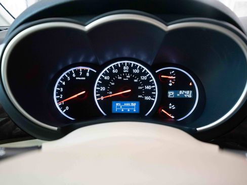 Used 2012 Nissan Quest SL image 16