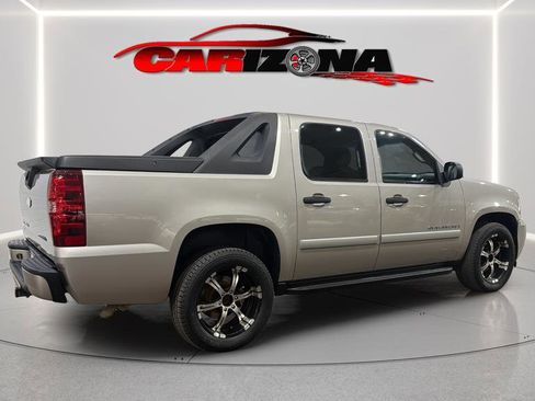 Used 2007 Chevrolet Avalanche LS image 9