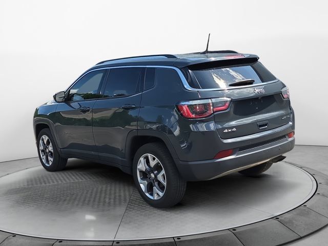 Used 2018 Jeep Compass Limited w/ Navigation Group AWD/4WD image 3
