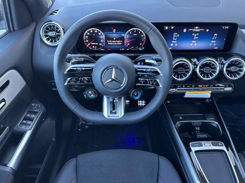New 2026 Mercedes-Benz GLA 35 AMG 4MATIC image 27