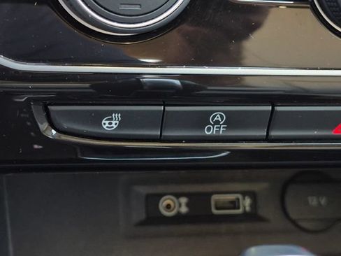 Used 2019 Volkswagen Atlas SEL FWD image 33