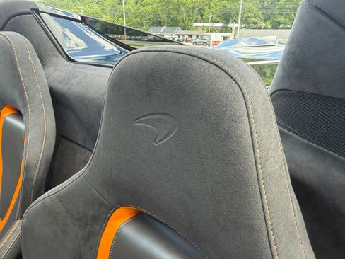 Used 2021 McLaren 720S Performance RWD image 38