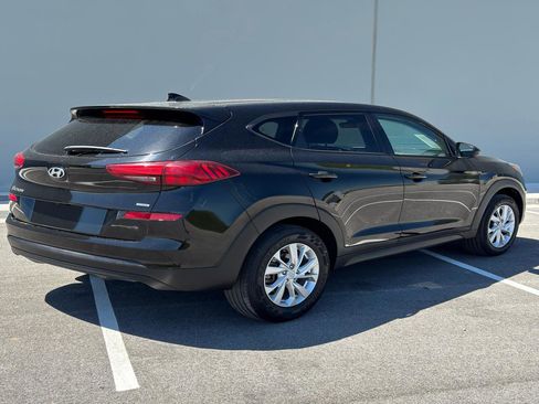 Used 2021 Hyundai Tucson SE w/ Cargo Package AWD/4WD image 3