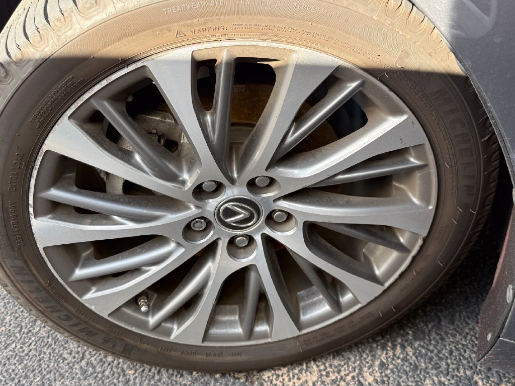 Used 2019 Lexus ES 350 w/ Premium Package FWD image 14
