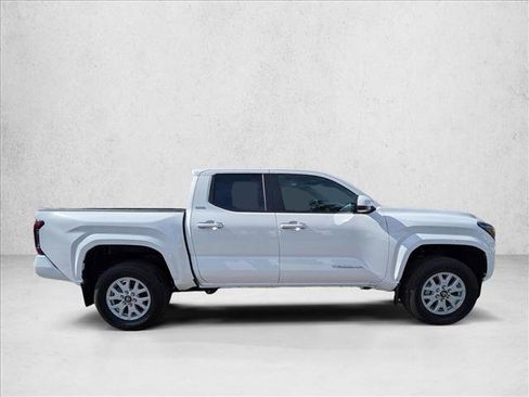 Used 2024 Toyota Tacoma SR5 image 4