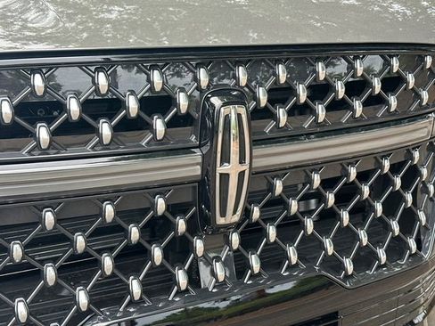 New 2026 Lincoln Navigator L Black Label AWD/4WD image 15