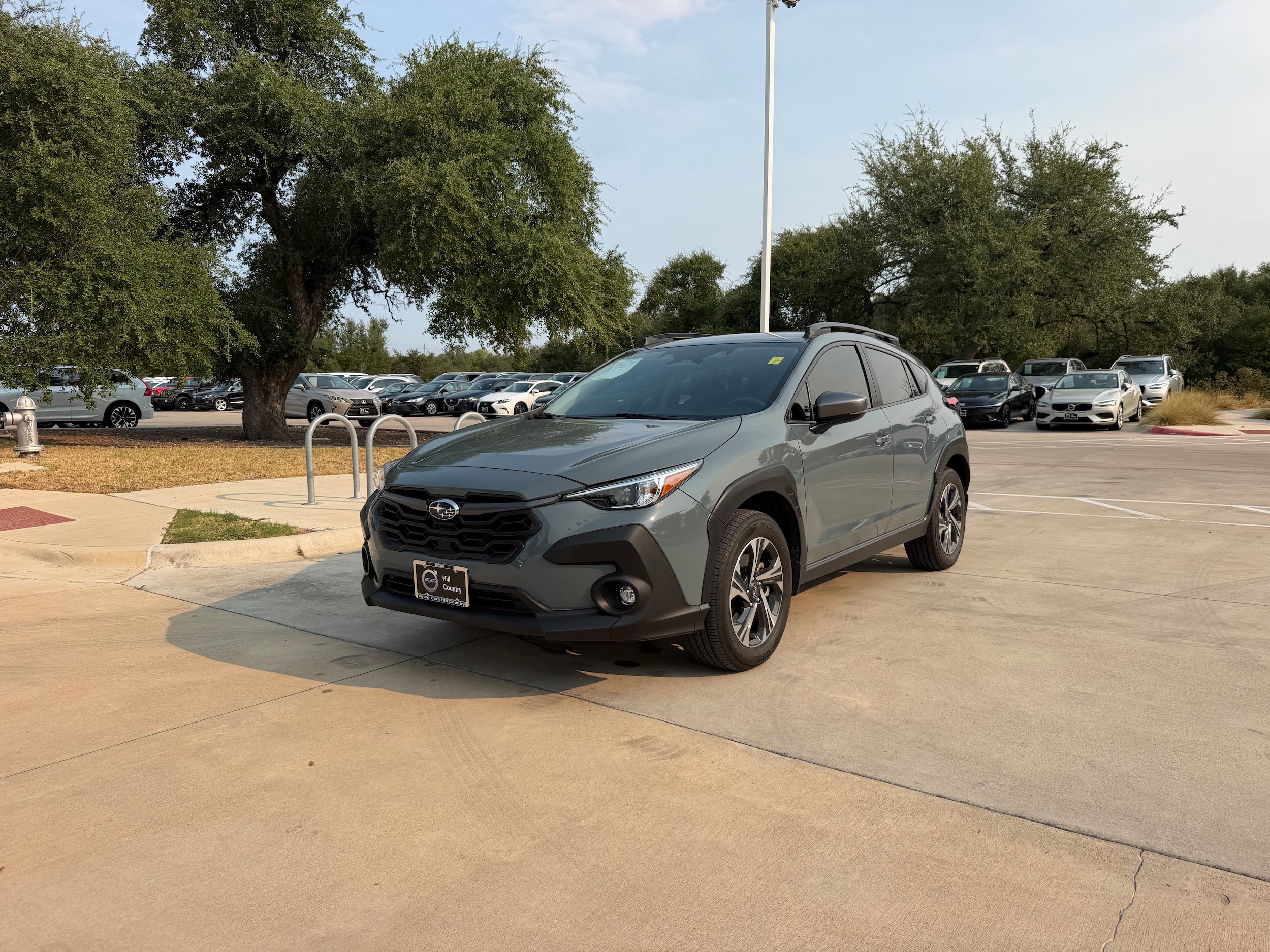 Used 2024 Subaru Crosstrek 2.0i Premium AWD/4WD image 2