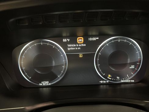 Used 2019 Volvo XC90 T6 Momentum w/ Advanced Package image 19