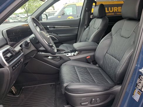 Used 2024 Kia Telluride SX X-Pro AWD/4WD image 13
