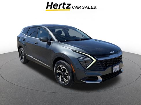 Used 2024 Kia Sportage LX image 1