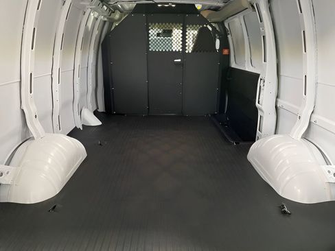 New 2025 Chevrolet Express 2500 w/ Driver Convenience Package image 12