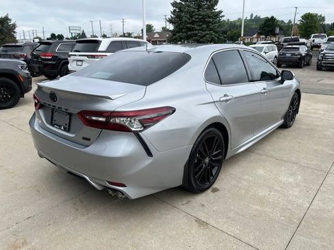 Used 2021 Toyota Camry XSE FWD image 6