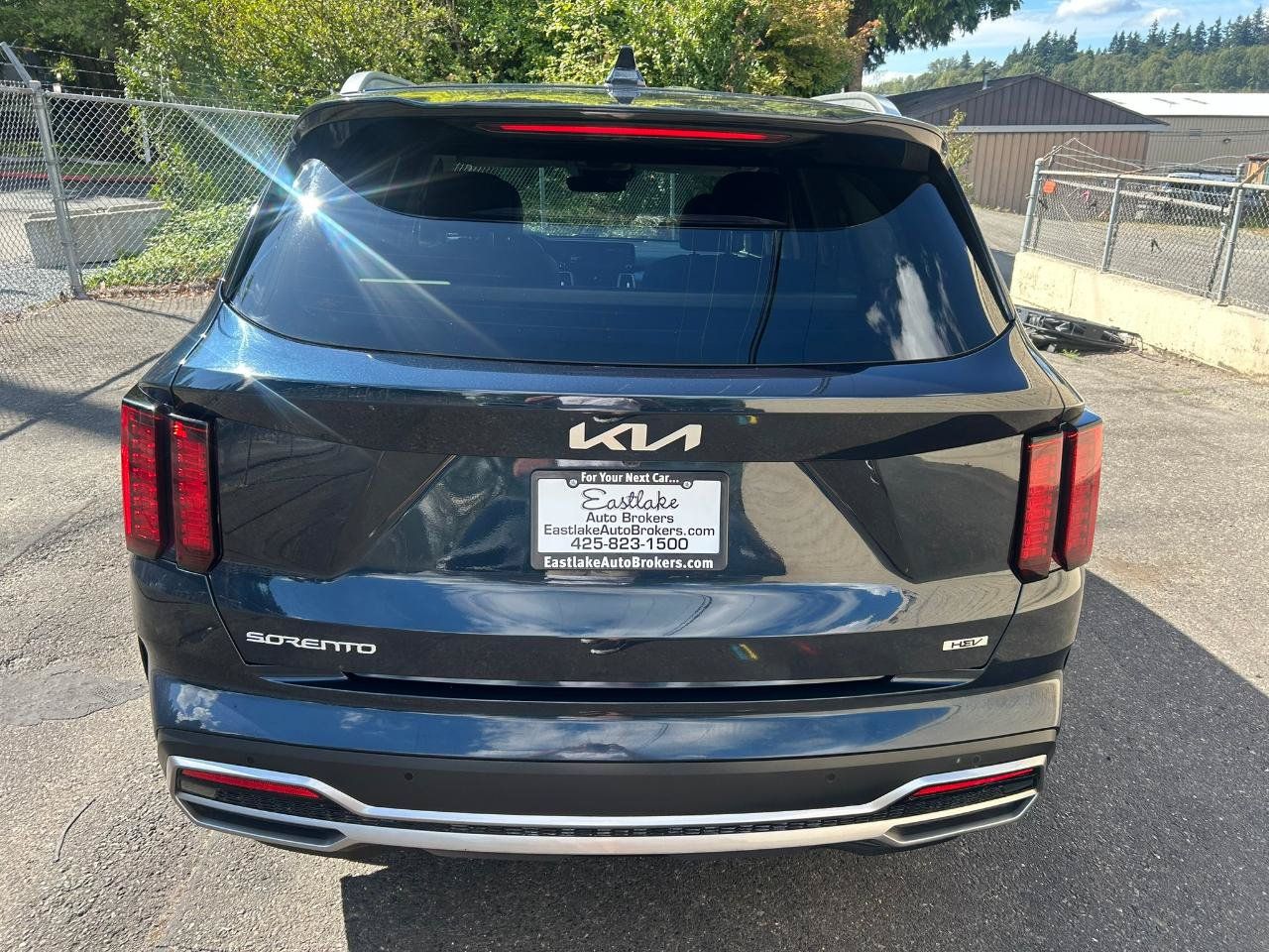 Used 2023 Kia Sorento EX AWD/4WD image 6