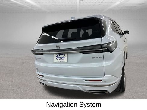 Used 2026 Buick Enclave Avenir w/ Super Cruise Package image 12