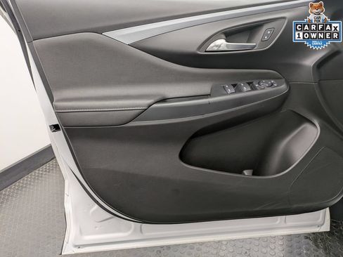 Used 2024 Buick Envista Preferred w/ Convenience I Package FWD image 8