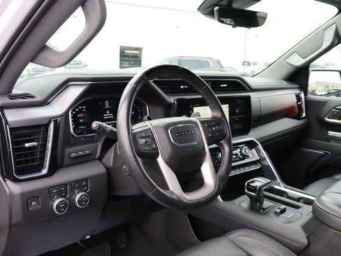 Used 2024 GMC Sierra 1500 Denali AWD/4WD image 19