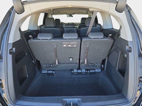 Certified 2024 Honda Odyssey EX-L image 12