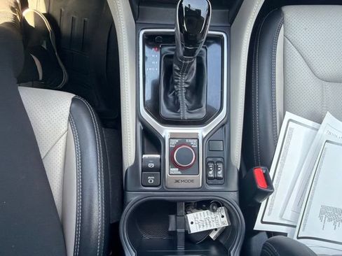 Used 2023 Subaru Forester Limited AWD/4WD image 25