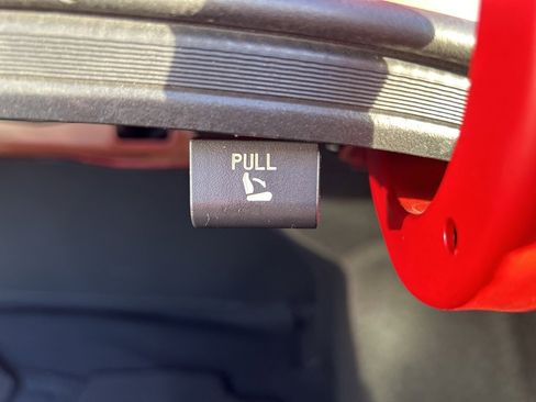 Certified 2021 Hyundai Elantra SEL w/ Convenience Package image 13