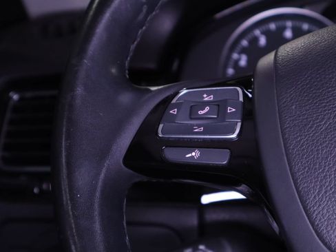 Used 2013 Volkswagen Touareg VR6 AWD/4WD image 18