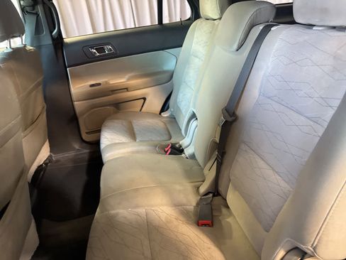 Used 2012 Ford Explorer FWD image 15