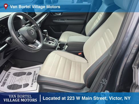 Used 2024 Honda CR-V Sport Touring image 9
