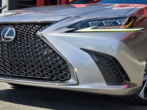 Used 2020 Lexus ES 350 F Sport w/ Accessory Package image 2