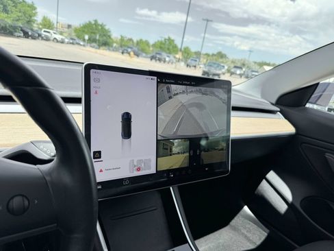 Used 2018 Tesla Model 3 Long Range AWD/4WD image 17