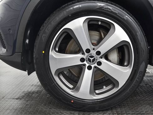 Used 2022 Mercedes-Benz GLC 300 GLC 300 image 8