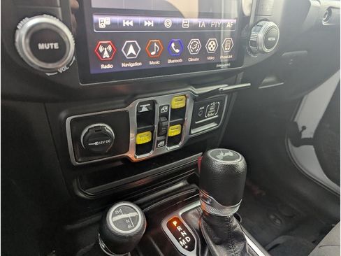 Used 2020 Jeep Wrangler Unlimited Sport S AWD/4WD image 18