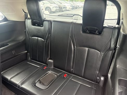 Used 2023 INFINITI QX60 Luxe w/ Performance Audio Package FWD image 6