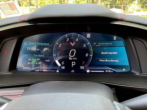 Used 2024 Chevrolet Corvette Stingray w/ Z51 Performance Package image 11