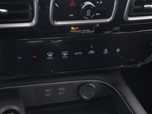 New 2026 Nissan Sentra SR w/ Floor Mat Package image 16