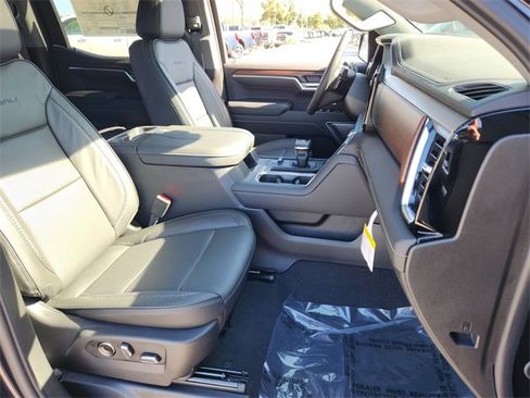 New 2026 GMC Sierra 1500 Denali w/ Denali Reserve Package image 26