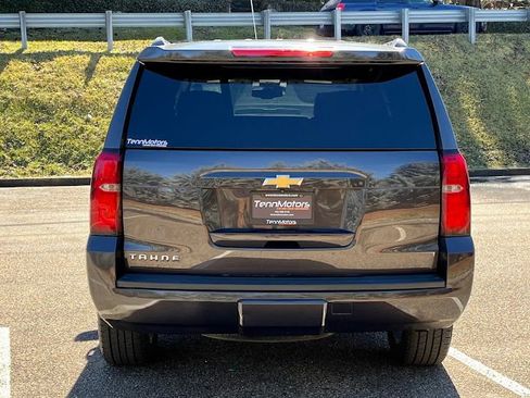 Used 2017 Chevrolet Tahoe LT image 22