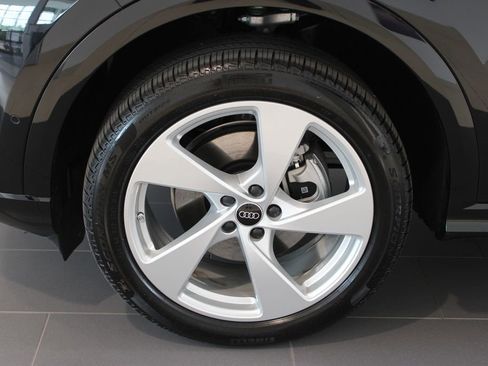 New 2025 Audi Q5 Premium Plus AWD/4WD image 32