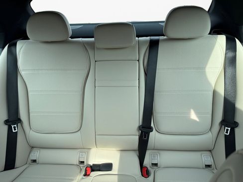 Used 2024 Mercedes-Benz C 300 4MATIC Sedan image 15