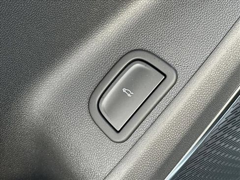 New 2026 GMC Acadia Denali Ultimate AWD/4WD image 28
