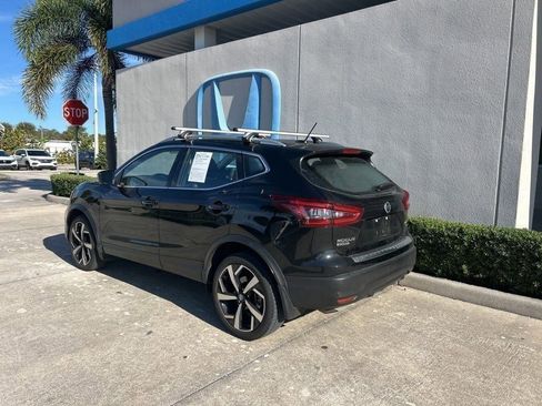 Used 2022 Nissan Rogue Sport SL image 6