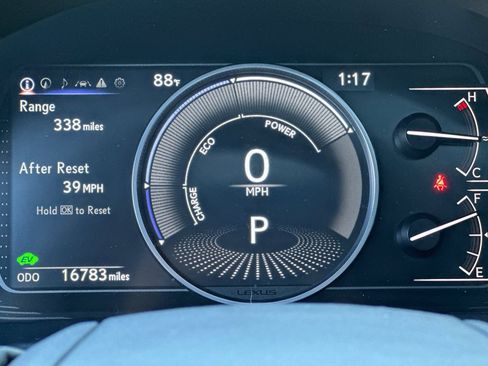 Used 2025 Lexus ES 300h w/ Premium Package image 22