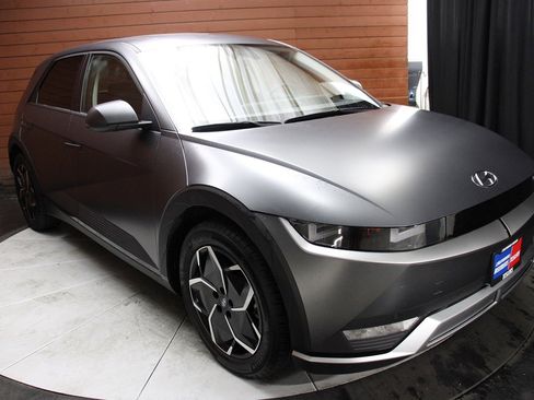 Used 2024 Hyundai Ioniq 5 SEL image 9