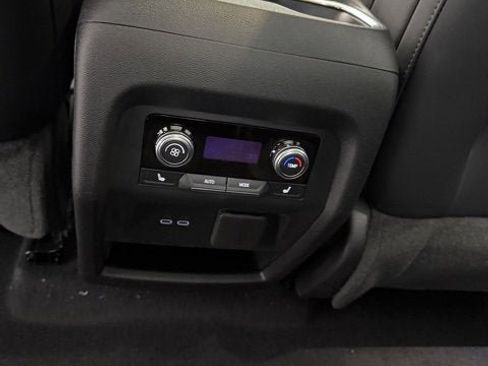 New 2026 GMC Acadia Elevation image 15