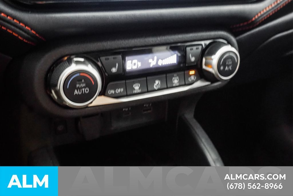 Used 2024 Nissan Versa SR FWD image 35