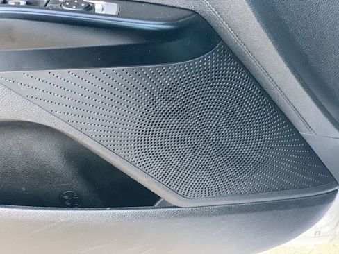 Used 2023 Kia K5 LXS image 22