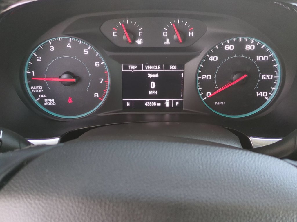 Used 2023 Chevrolet Traverse LT FWD image 14